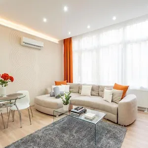 downtown-apartment-near-danube.inbudapesthotels.com/